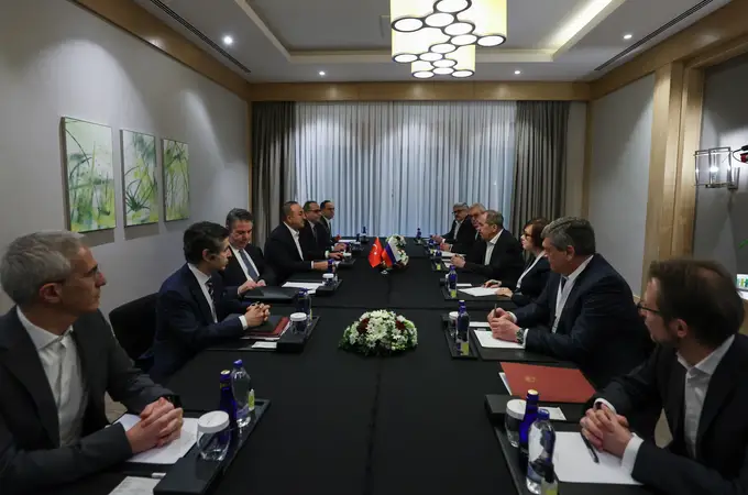 El encuentro de los ministros de Exteriores de Rusia y Ucrania no logra progresos para una tregua