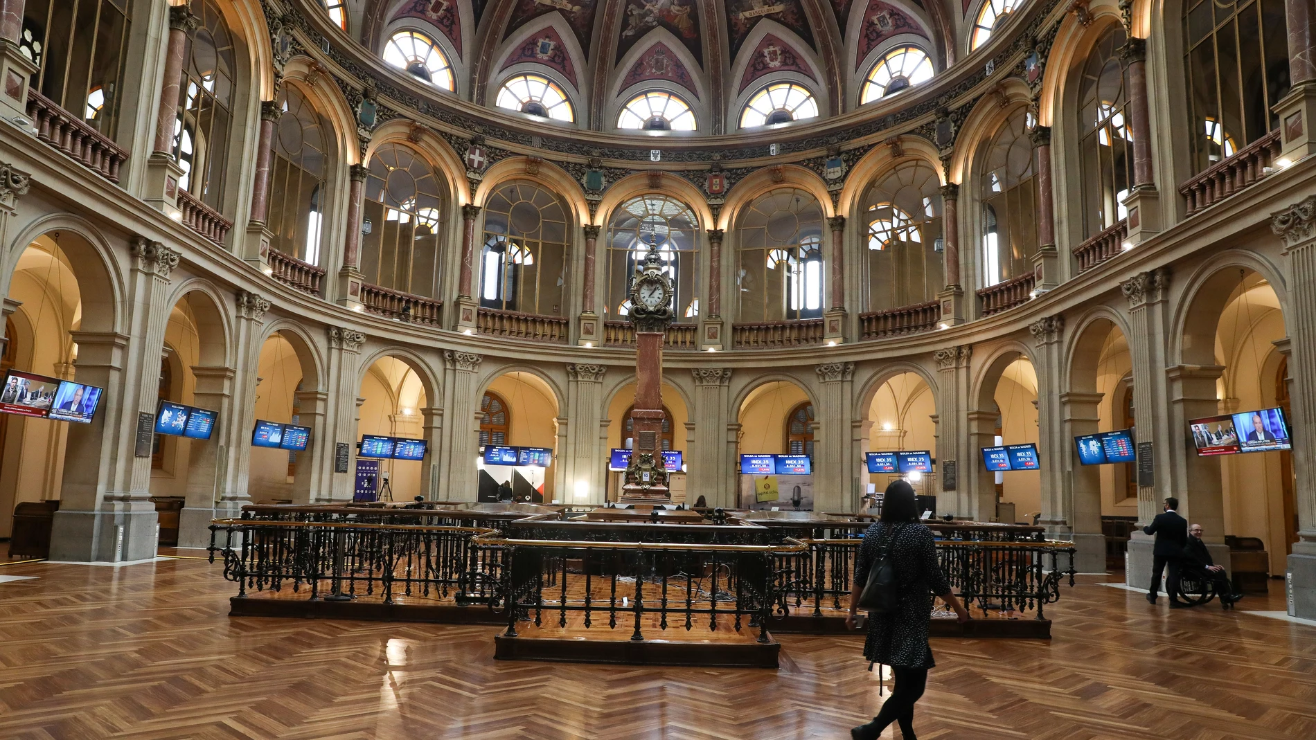 Vista general del Palacio de la Bolsa
