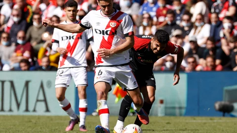 El centrocampista del Rayo Vallecano, Santi Comesaña. EFE / Chema Moya.
