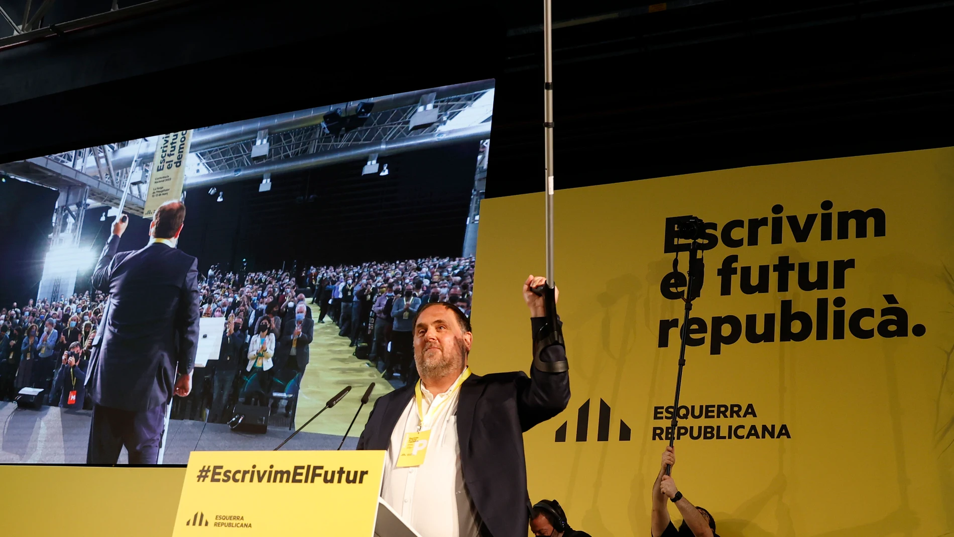 El presidente de ERC, Oriol Junqueras, interviene este domingo en la clausura la Conferencia Nacional celebrada por los republicanos en L'Hospitalet de Llobregat.