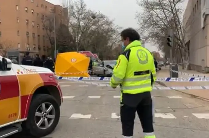 Asesinan a tiros a un hombre frente a un centro comercial de Madrid