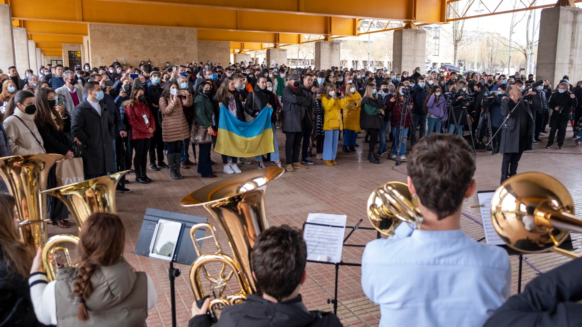Concentración por la paz organizada por la Universidad de Salamanca