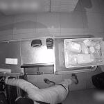 Captura de la cámara de vigilancia que grabó uno de los robos de los presuntos delincuentes.