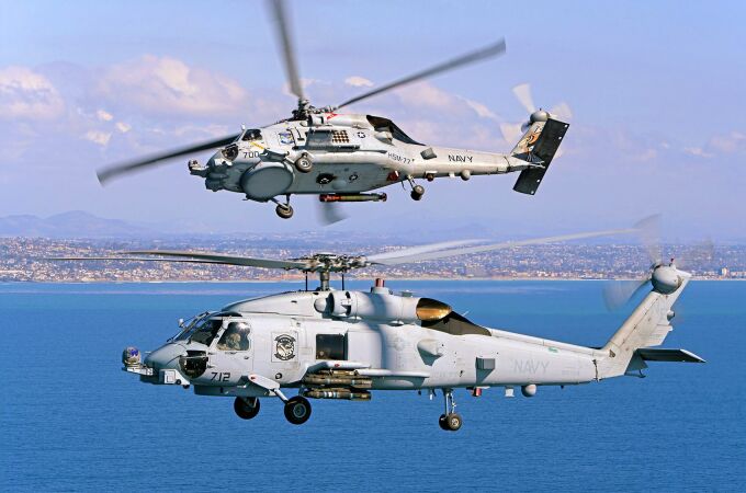 ¿Por qué Estados Unidos ha vendido más caros seis helicópteros MH-60R a Noruega que ocho del mismo modelo, y mejor equipados, a España?