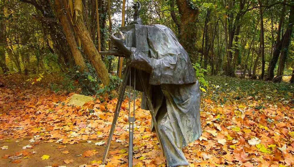Estatua del Fotógrafo en el Campo Grande de Valladolid