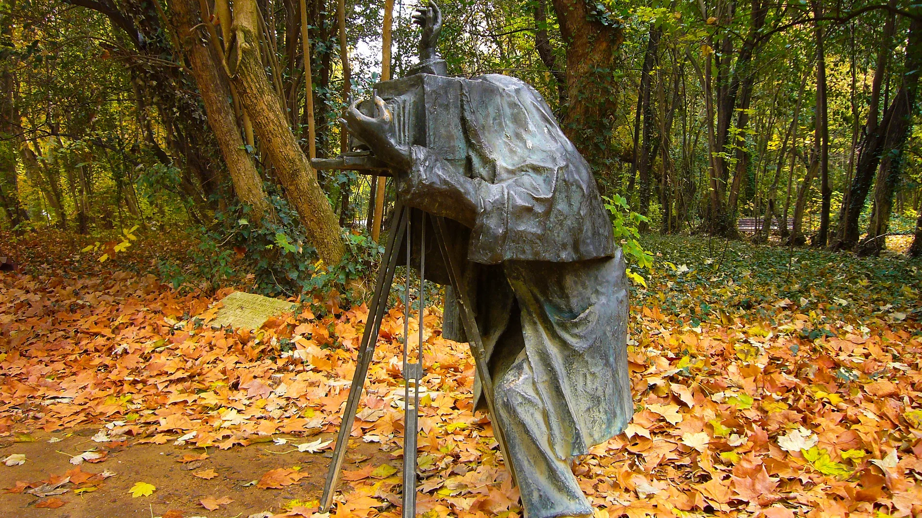 Estatua del Fotógrafo en el Campo Grande de Valladolid