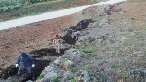 Trabajos arqueológicos del Proyecto de Recuperación sobre los Sistemas Defensivos del Castro de El Freíllo (El Raso, Candeleda, Ávila),