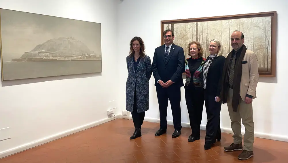 Silvia García Luisa. Coordinadora de actividades del Museo de Bellas Artes de Bilbao. Juan Carlos Reche, Director del Instituto Cervantes en Roma. Alicia Chillida, Comisaria de la muestra e hija del artista. Isabel Izquierdo, Directora de Programación de Acción Cultural España y Ernesto Pérez Zúñiga, Subdirector de Cultura del Instituto Cervantes