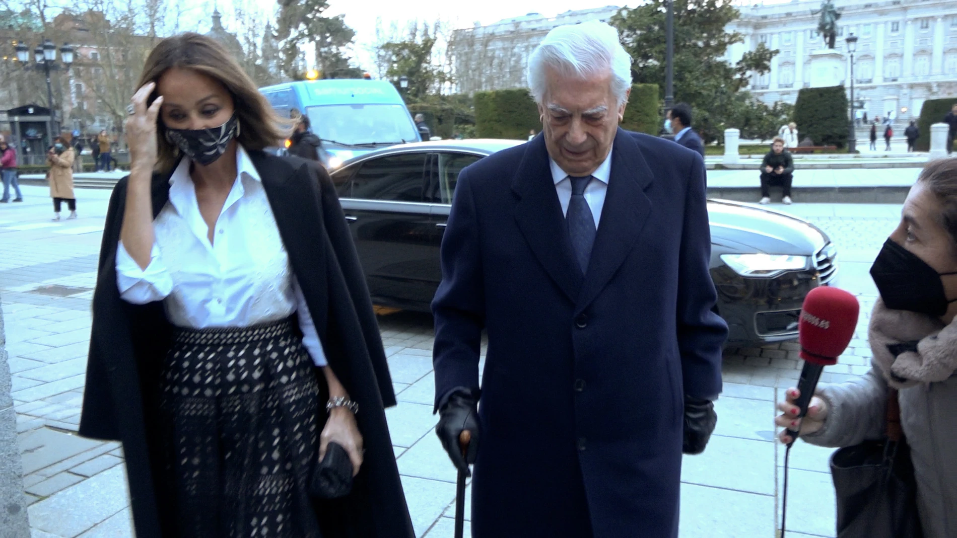 Mario Vargas Llosa e Isabel Preysler son amigos de Ira Furstenberg