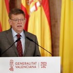 La Comunitat Valenciana va a levantar prácticamente todas las restricciones contra el coronavirus que quedaban, y únicamente mantendrá la obligación de usar mascarilla en interiores (y en exteriores cuando haya aglomeraciones) y la prohibición de fumar en las terrazas