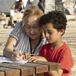 Machi, junto al pequeño sirio con el que protagoniza «La voluntaria»