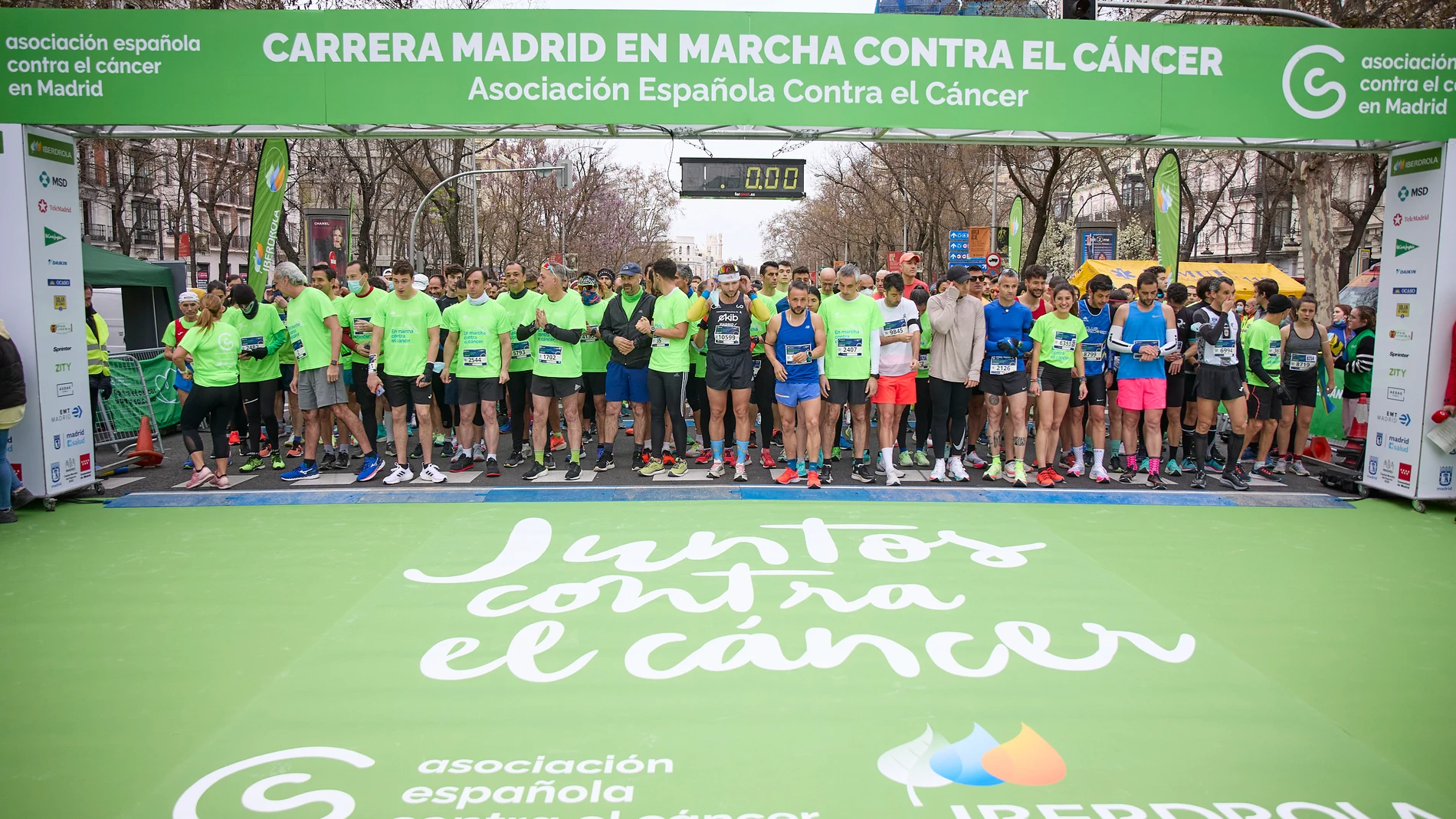 Momento de la salida de la Carrera Madrid en Marcha contra el cáncer 2022