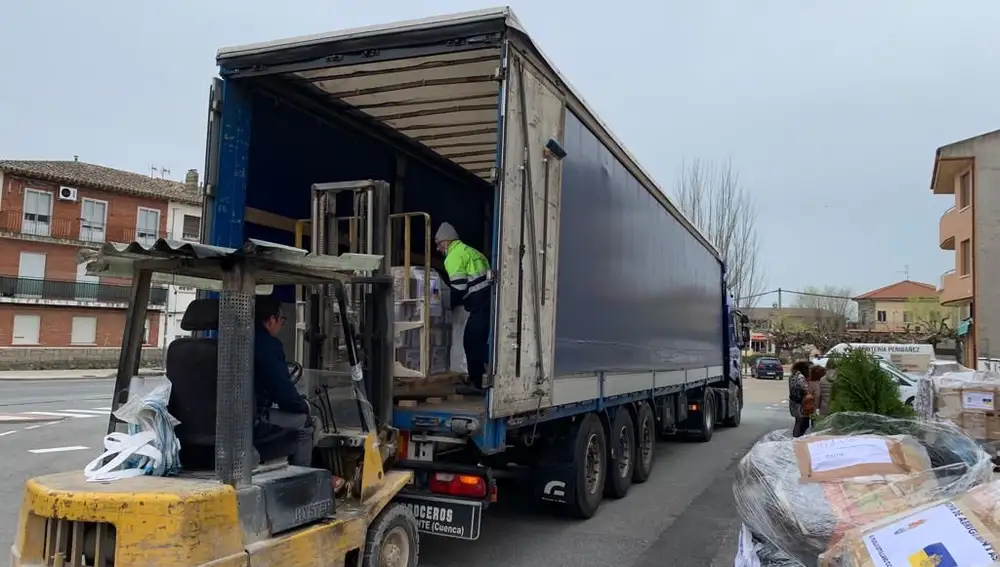 Sotillo de la Adrada (Ávila) envía 27 palets de ayuda humanitaria a Ucrania