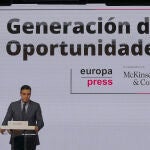 El presidente del Gobierno, Pedro Sánchez; interviene en el encuentro del foro 'Generación de Oportunidades"
