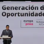 El presidente del Gobierno, Pedro Sánchez; interviene en el encuentro del foro &#39;Generación de Oportunidades&quot;
