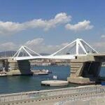 El puente de Europa, en el puerto de Barcelona