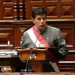 Castillo no tardó en pronunciarse en contra, insistiendo en sus denuncias de corrupción contra los tribunales peruanos