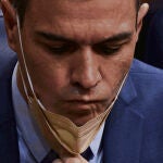 El presidente del Gobierno reivindica ante Podemos el compromiso “impostergable” de elevar al 2% el gasto en Defensa.