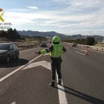 Guardia Civil investiga a un conductor por darse la fuga de un control y arrollar a un ciclista en Alcantarilla