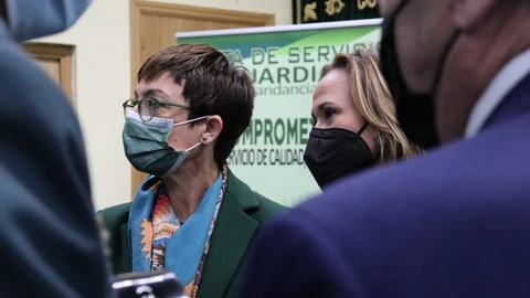 La directora general de la Guardia Civil, María Gámez, y la consejera de Presidencia del Gobierno de Aragón, Mayte Pérez, durante el acto de presentación del proyecto de nueva Comandancia EUROPA PRESS. 31/03/2022