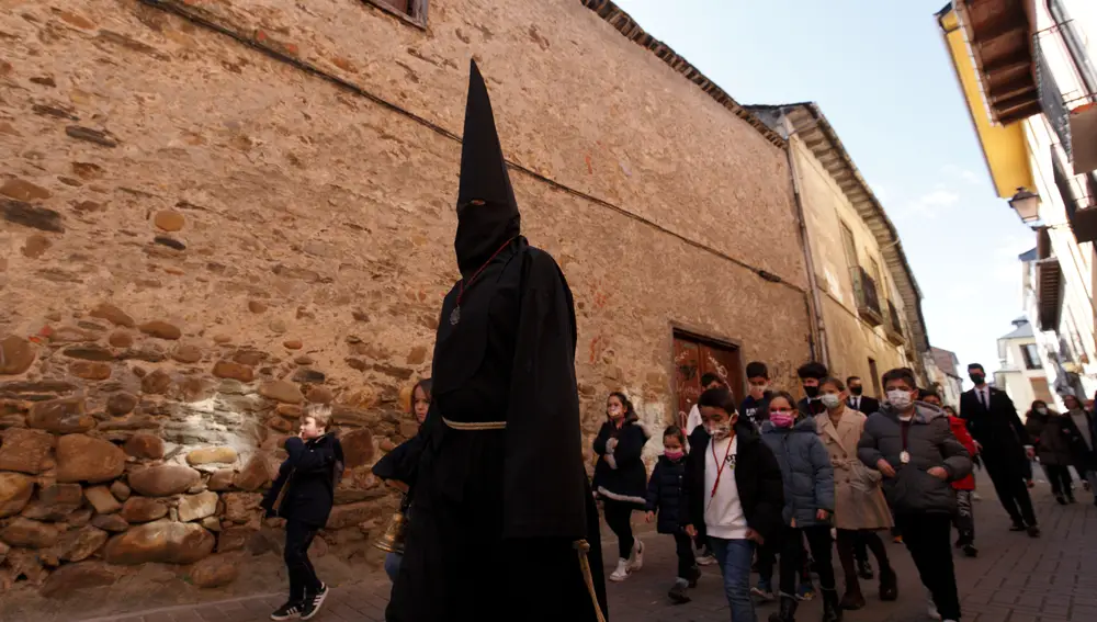 Salida del Lambrión Chupacandiles en Ponferrada