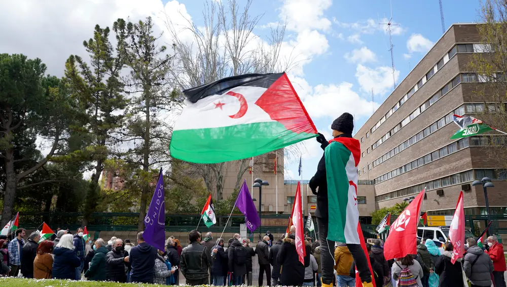El Movimiento Solidario con el Sáhara Occidental en Castilla y León y la Delegación del Frente Polisario en la Comunidad se concentran bajo el lema 'Castilla y León con el Sáhara Occidental. Por el fin de la ocupación'