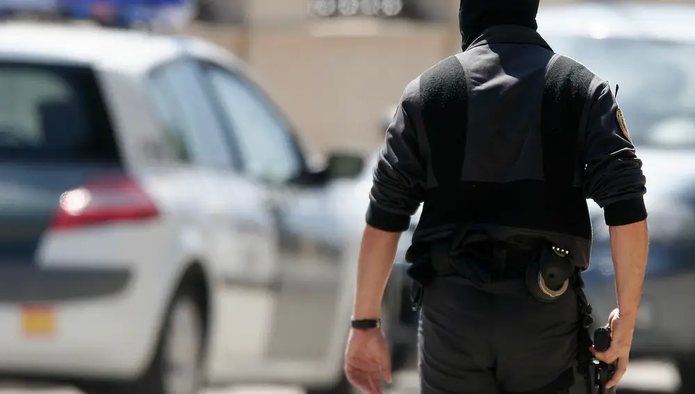 Un agente del cuerpo especial de intervención de la Guardia Civil en Mallorca en una imagen de archivo