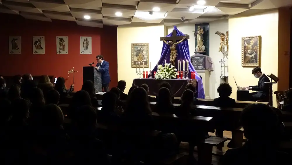 Pregón de Luis Cañón, acompañado al piano por Jesús Jimeno