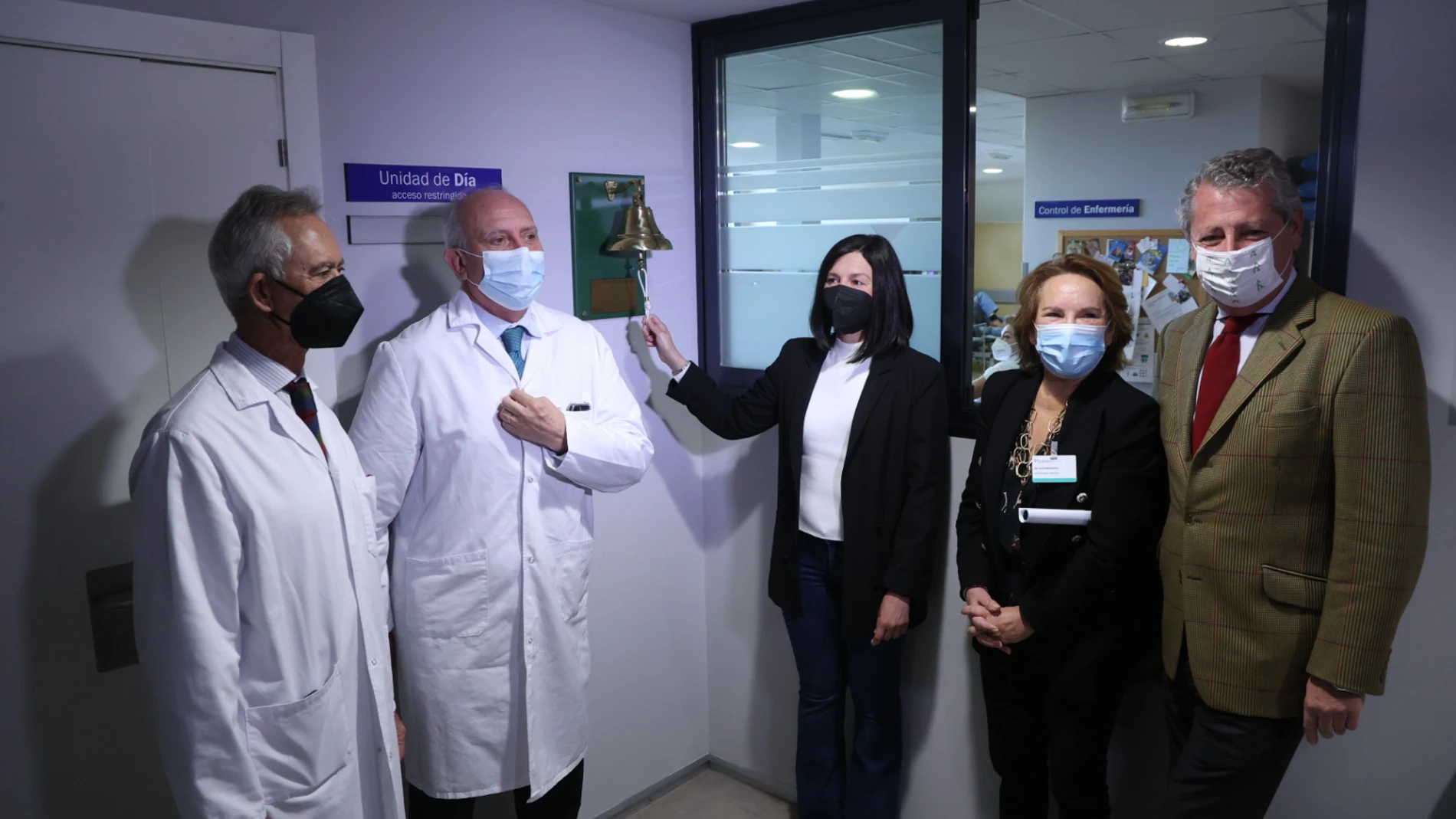 Inauguración de la "Campana de los sueños" de Quirónsalud Sagrado Corazón de Sevilla
