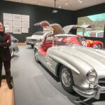 Norman Foster presentó "Motion: Autos Art Achitecture", en el Guggenheim de Bilbao - H.Bilbao / Europa Press