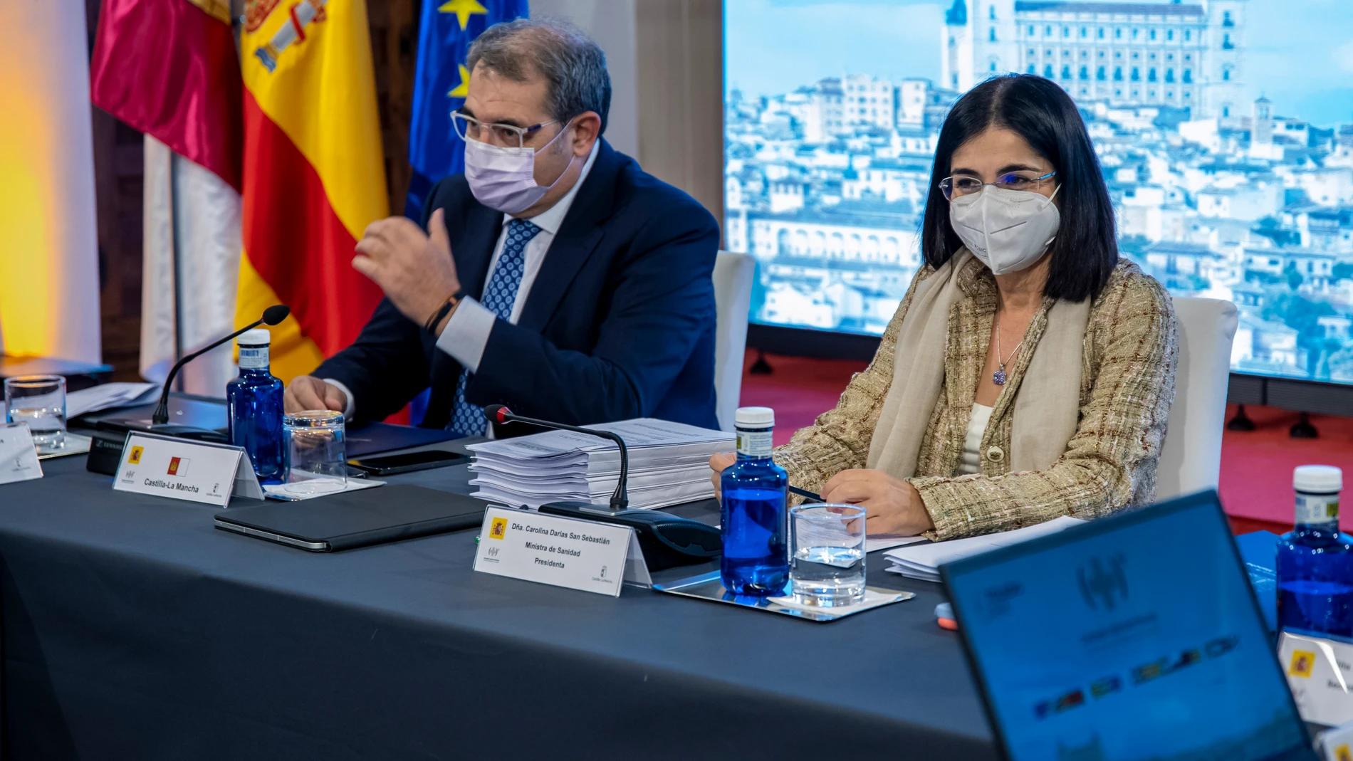 La ministra de Sanidad, Carolina Darias junto al consejero de Sanidad de Castilla La Mancha, Jesús Fernandez Sanz , preside la reunión del Consejo Interterritorial de Salud.