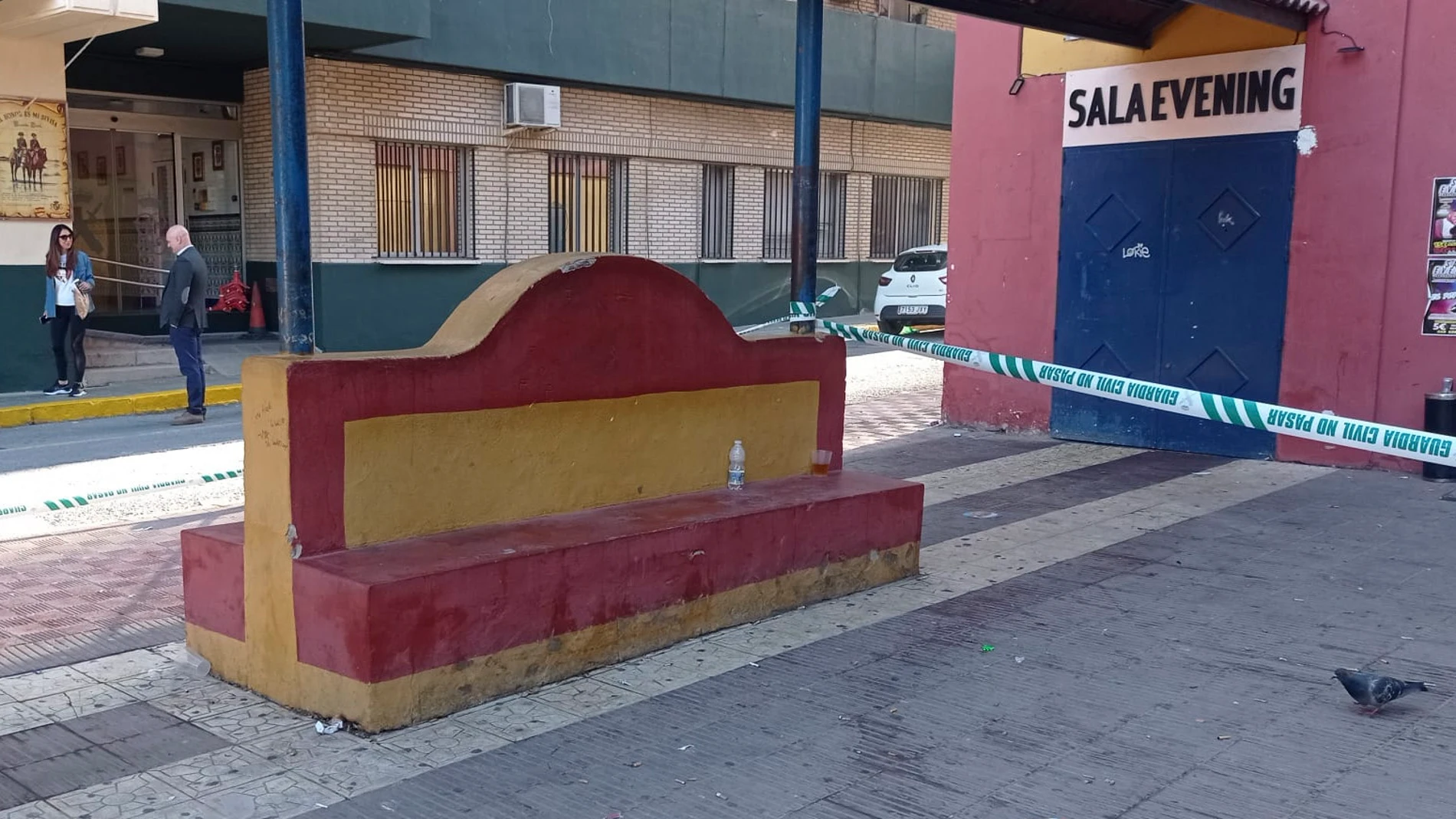 La pelea se produjo casi a las puertas de la comandancia de la Guardia Civil de Huelva. EFE/AUGC