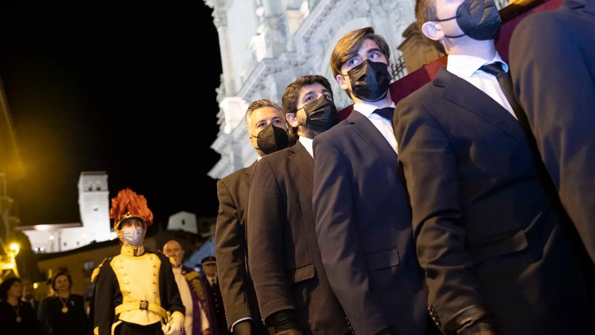 López Miras con la hermandad Curi-Paso Negro