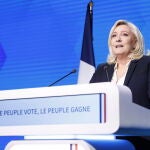 Marine Le Pen se dirige a su simpatizantes tras conocerse los resultados provisionales