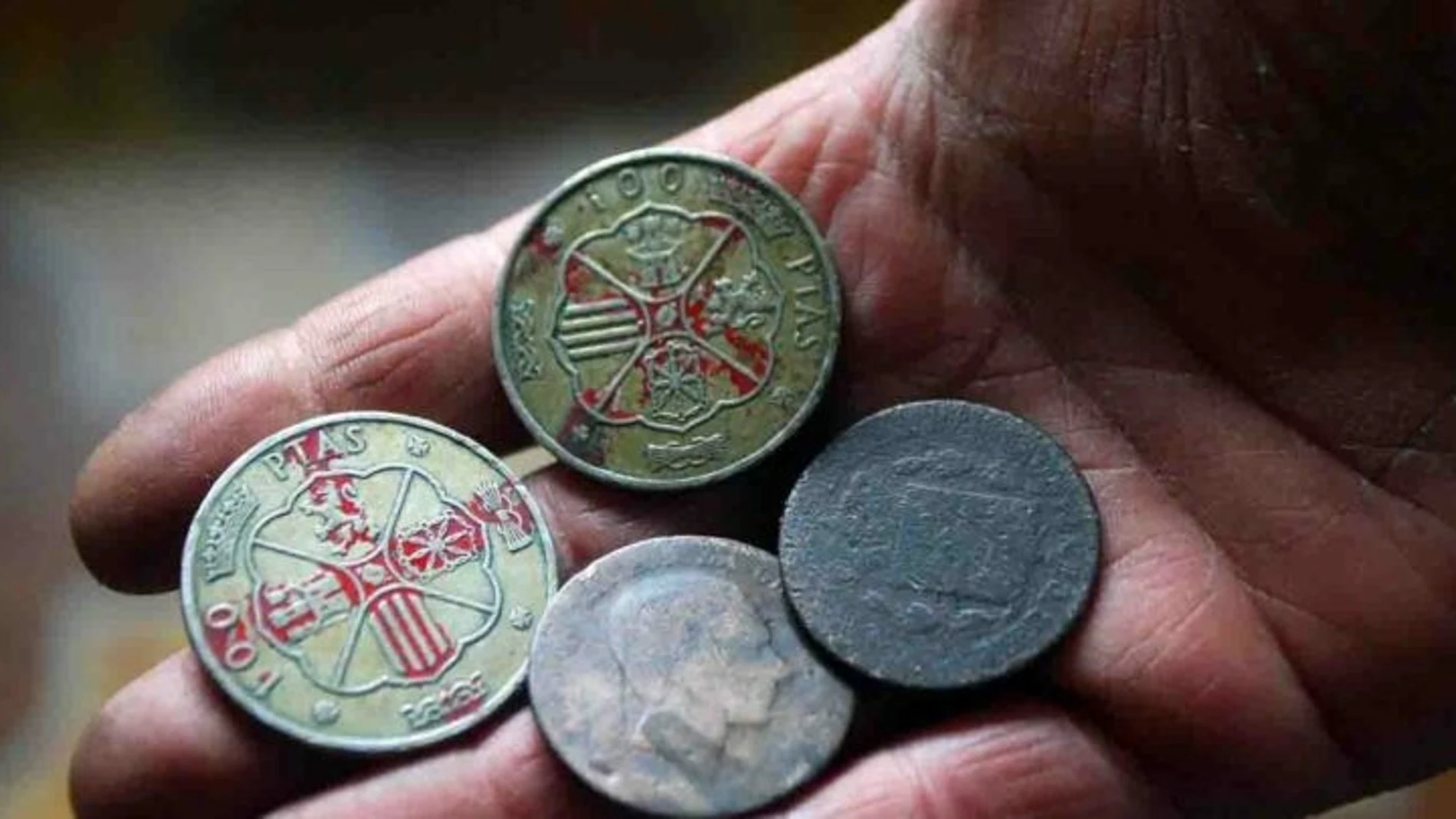 Diferentes monedas para el tradicional juego de Chapas