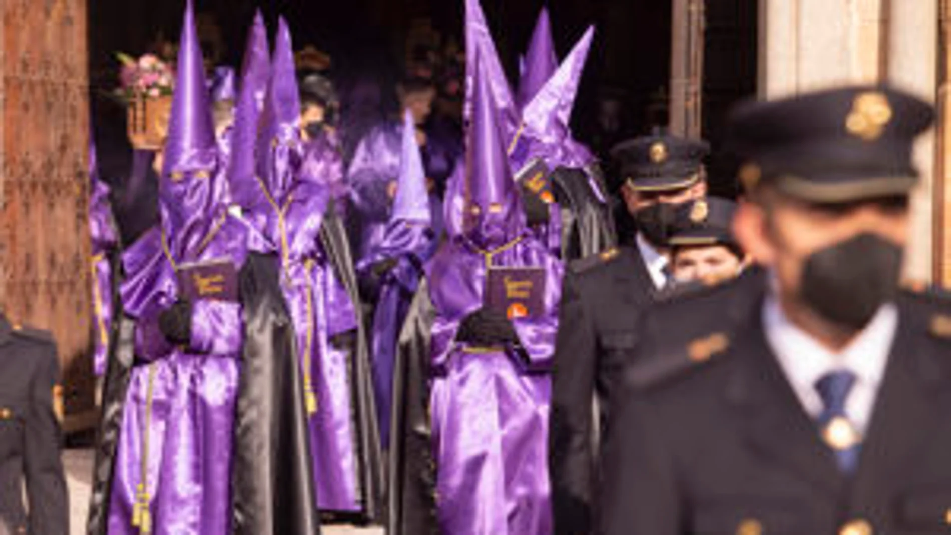 Semana Santa, Sábado de Pasión, Procesión de los Estudiantes, Hermandad Universitaria del Stmo Cristo de los Estudiantes y María Santísima Sede de Sabiduría