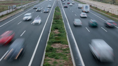 Segunda fase de la operación salida con retenciones en las principales ciudades andaluzas