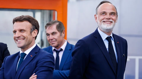 El presidente de Francia, Emmanuel Macron, y su ex primer ministro Edouard Philippe
