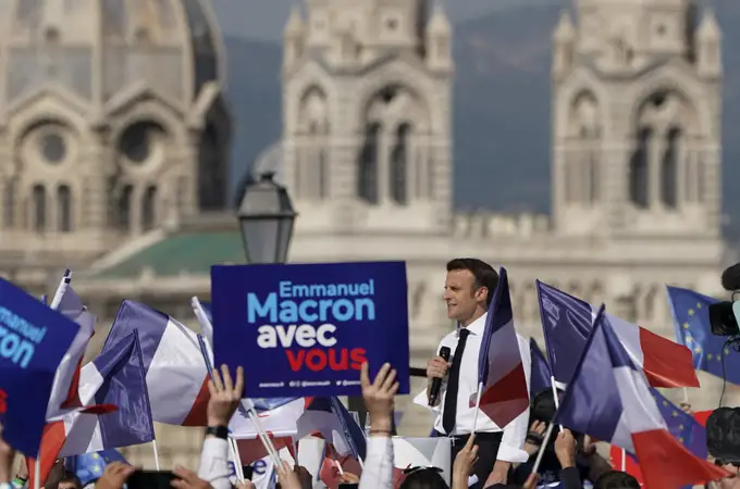 Macron intenta seducir a la izquierda desde Marsella