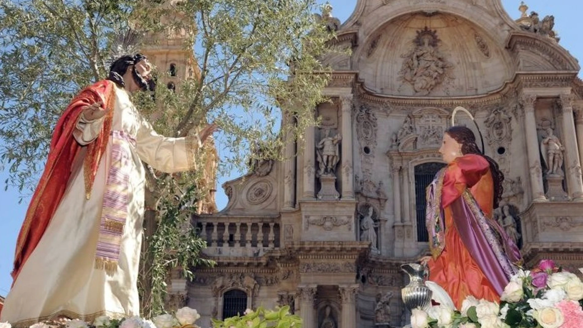 Una de las imágenes de la Archicofradía de Nuestro Señor Jesucristo Resucitado de la procesión del Domingo de Resurrección