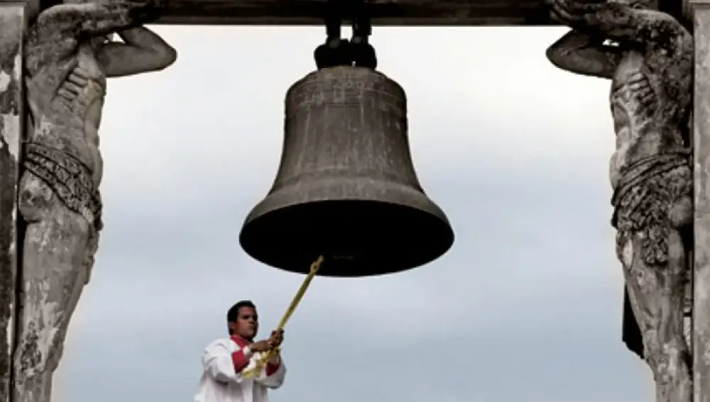 Tocando campanas