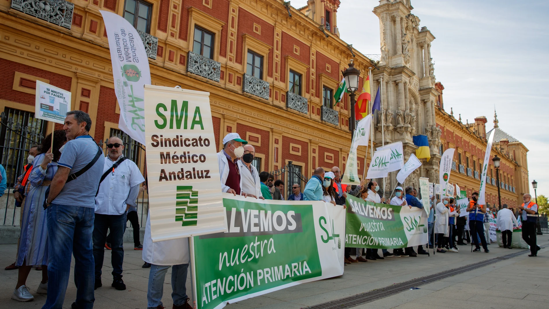Manifestación en Sevilla en defensa de la Atención Primaria