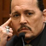 Johnny Depp testifica en el juicio por difamación contra su exmujer, Amber Heard
