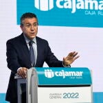 El presidente de Cajamar, Eduardo Baamonde, interviene en la asamblea general ordinaria de delegados, el pasado 20 de abril