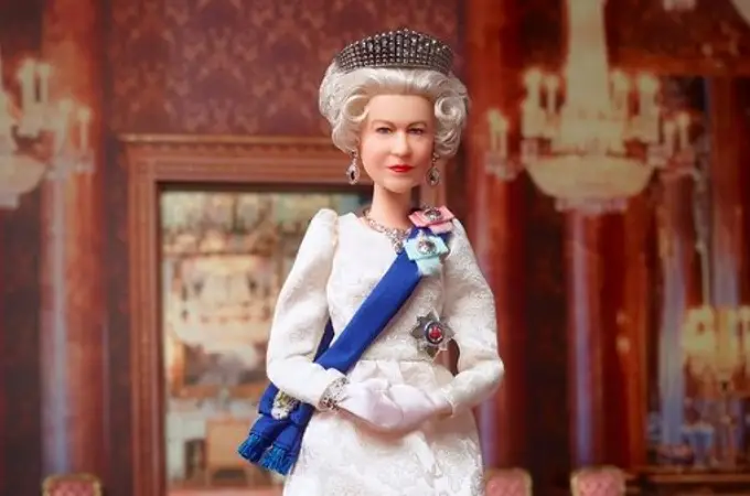 Barbie homenajea los 70 años de trono de Isabel II