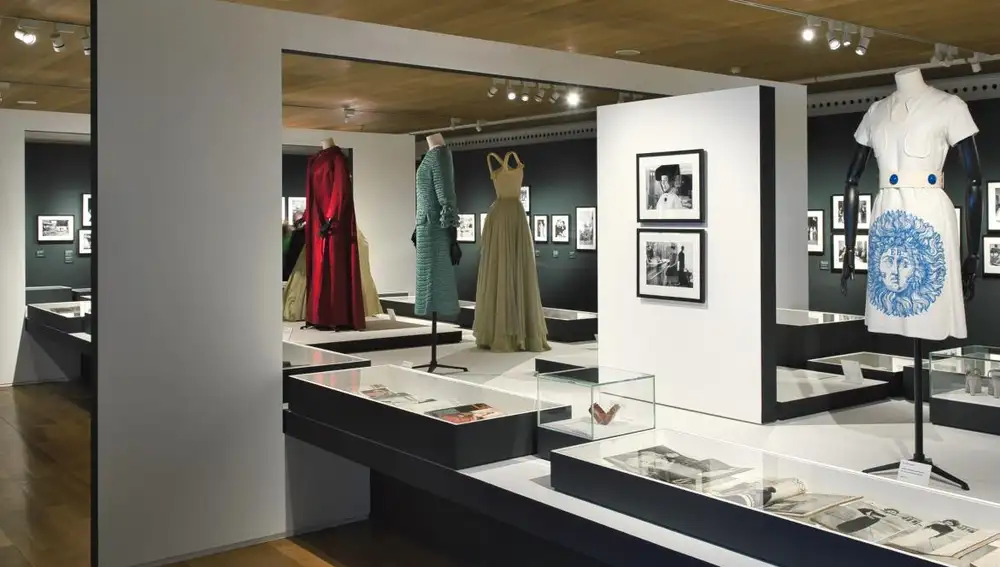 «Una historia de la moda, 1940-1970», en la Sala El Águila