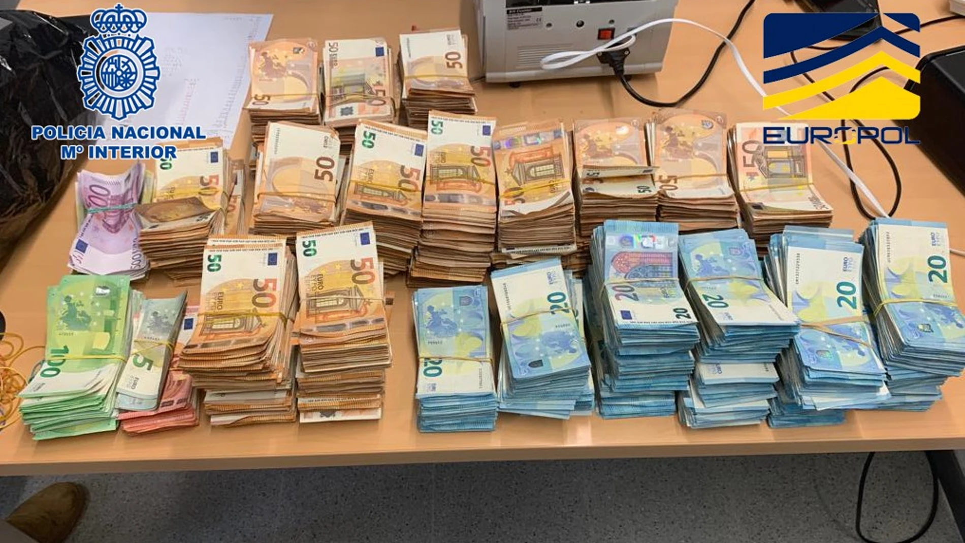 La organización criminal tenía mucha cantidad de dinero en efectivo