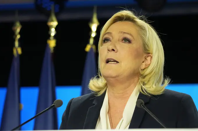 Le Pen se lanza a la conquista de Matignon