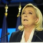 La líder de Reagrupación Nacional, Marine Le Pen, competirá por un escaño en su feudo de Pas de Calais