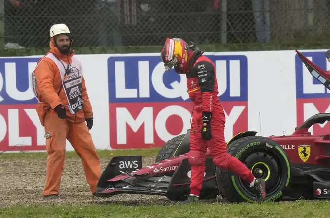 Sainz y Alonso, fuera de carrera en la primera vuelta